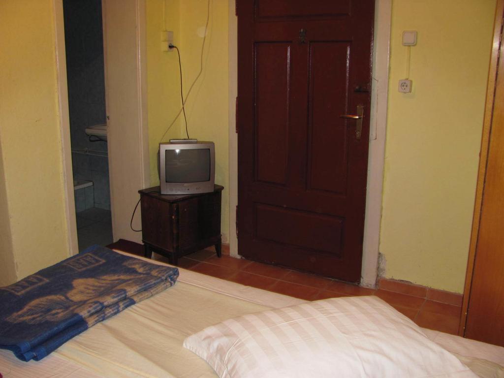 Szurdok Panzio Hotel BaileTusnad Camera foto