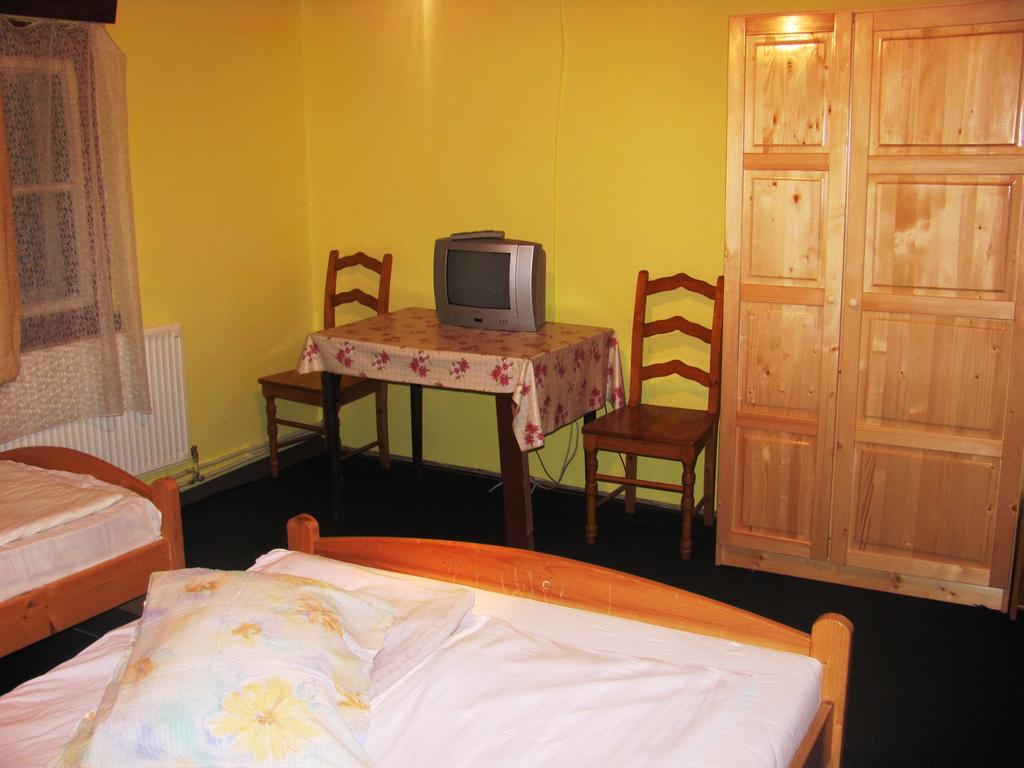 Szurdok Panzio Hotel BaileTusnad Esterno foto