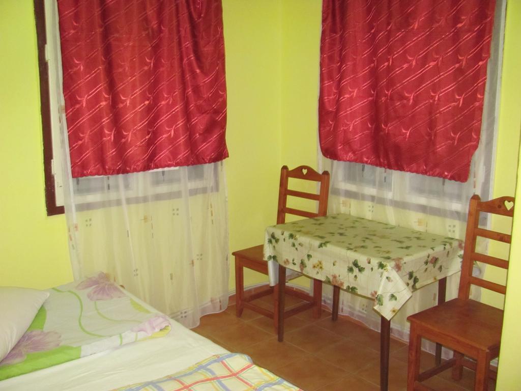 Szurdok Panzio Hotel BaileTusnad Esterno foto