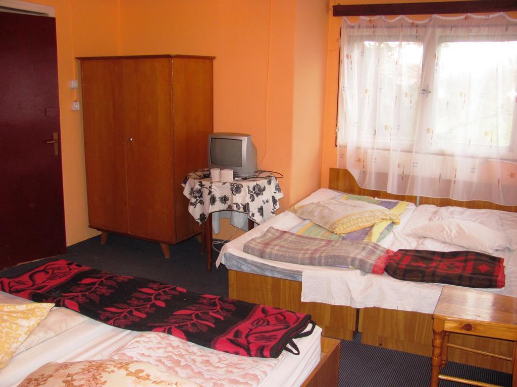 Szurdok Panzio Hotel BaileTusnad Esterno foto